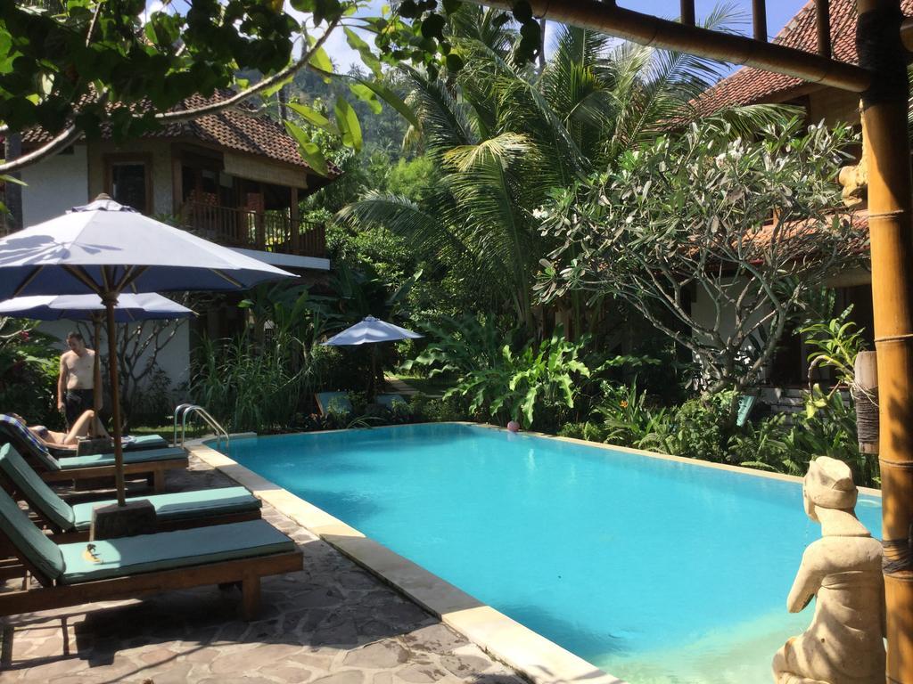 Villa Jati Mangsit Senggigi Exterior photo